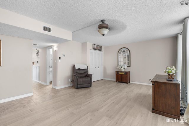 2100 SANTA FE STREET, Wichita Falls, TX 76309