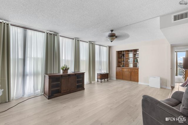 2100 SANTA FE STREET, Wichita Falls, TX 76309