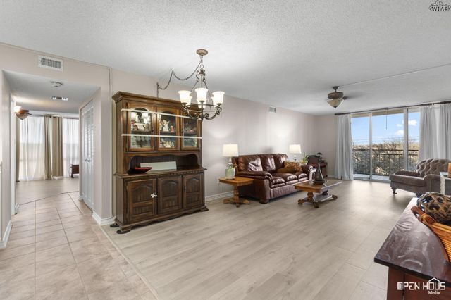 2100 SANTA FE STREET, Wichita Falls, TX 76309