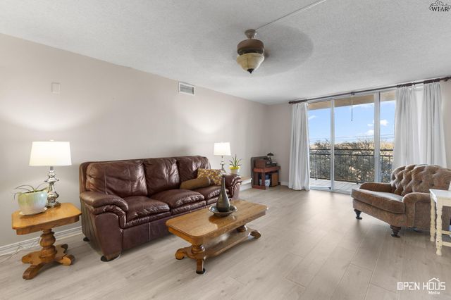 2100 SANTA FE STREET, Wichita Falls, TX 76309