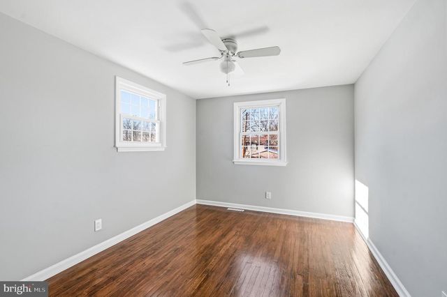 6 WHEELWRIGHT LN, Cherry Hill, NJ 08003