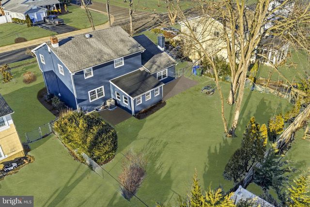 6 WHEELWRIGHT LN, Cherry Hill, NJ 08003