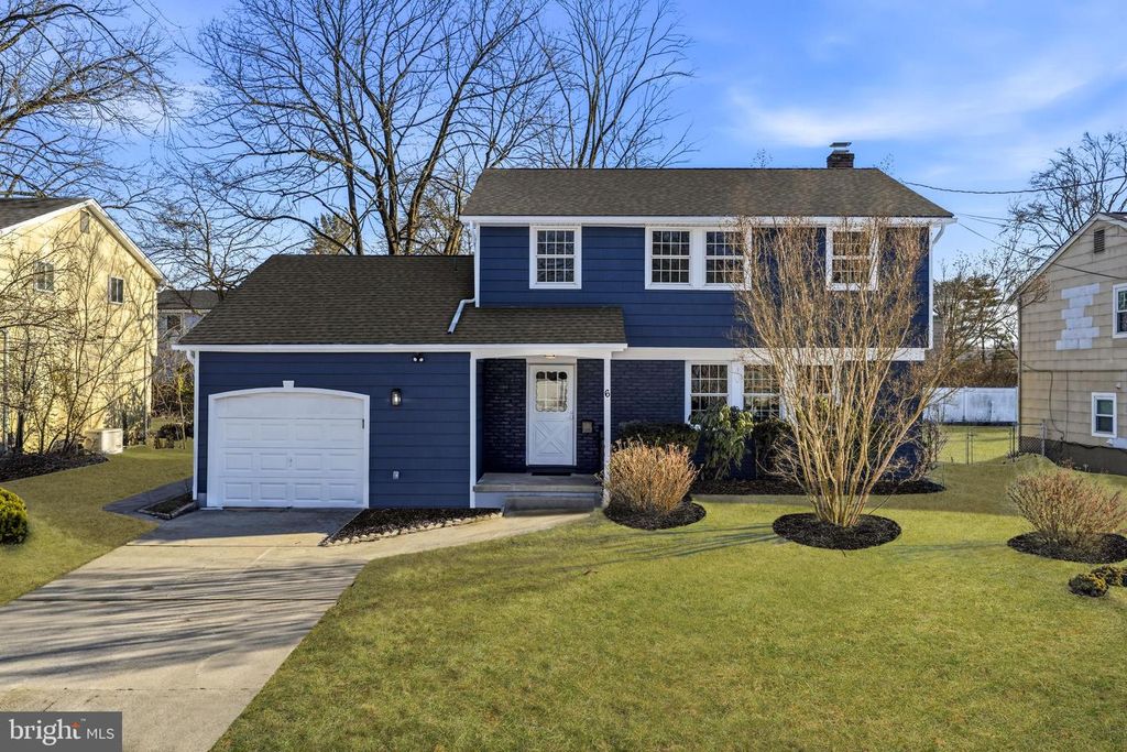 6 WHEELWRIGHT LN, Cherry Hill, NJ 08003