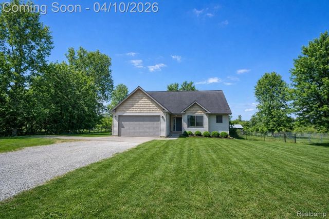 6490 E Coldwater Road, Genesee Charter Township, MI 48506