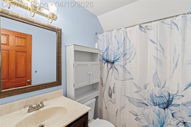 6490 E Coldwater Road, Genesee Charter Township, MI 48506