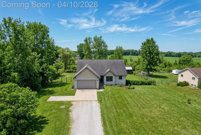 6490 E Coldwater Road, Genesee Charter Township, MI 48506