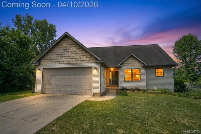 6490 E Coldwater Road, Genesee Charter Township, MI 48506