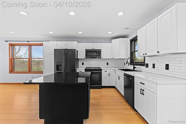 6490 E Coldwater Road, Genesee Charter Township, MI 48506