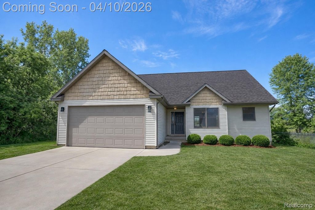 6490 E Coldwater Road, Genesee Charter Township, MI 48506