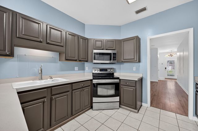 9641 Leeward Way, Navarre, FL 32566