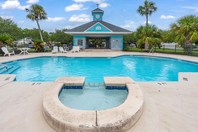 9641 Leeward Way, Navarre, FL 32566