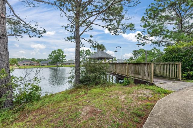 9641 Leeward Way, Navarre, FL 32566