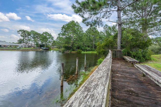 9641 Leeward Way, Navarre, FL 32566