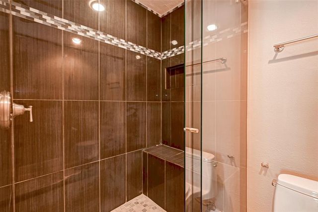 1926 Augusta Drive 18, Houston, TX 77057