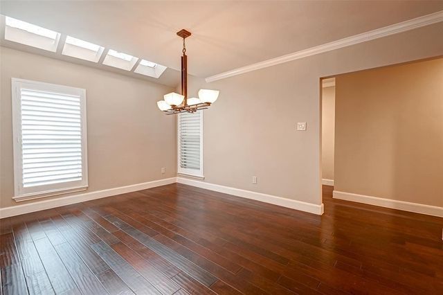 1926 Augusta Drive 18, Houston, TX 77057