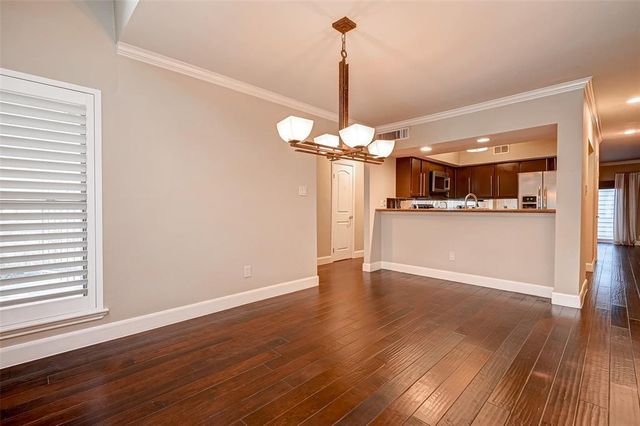 1926 Augusta Drive 18, Houston, TX 77057