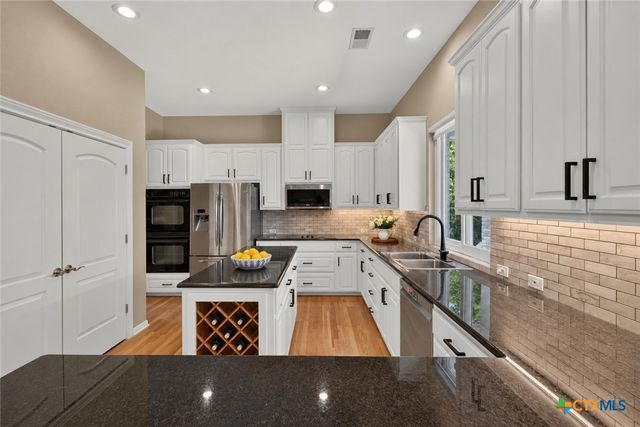 209 Overlook Court, Georgetown, TX 78628