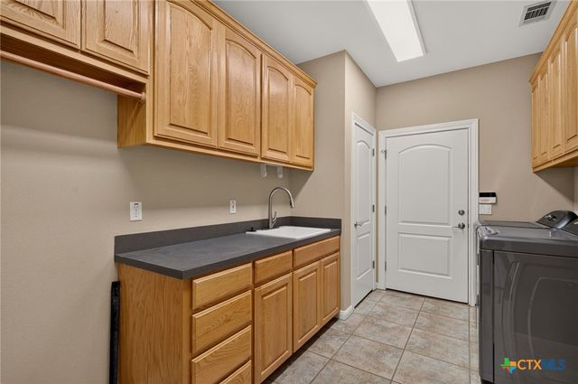 209 Overlook Court, Georgetown, TX 78628