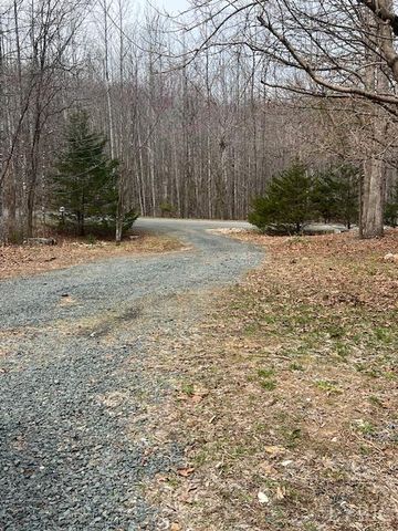 150 Stallion Court, Amherst, VA 24521