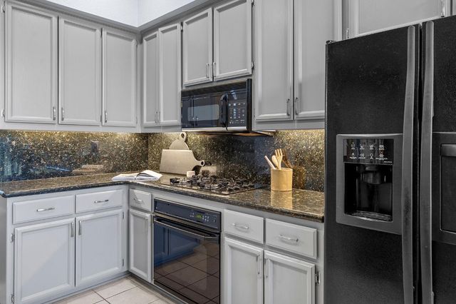 4313 Saint Jones Ct, Elk Grove, CA 95758