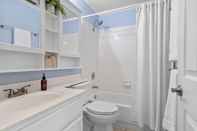 4313 Saint Jones Ct, Elk Grove, CA 95758