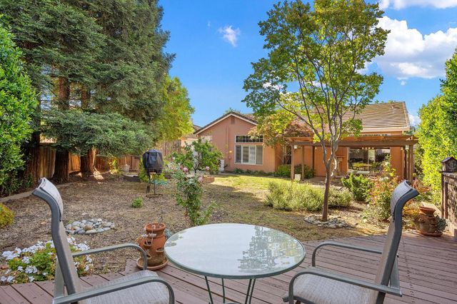 4313 Saint Jones Ct, Elk Grove, CA 95758