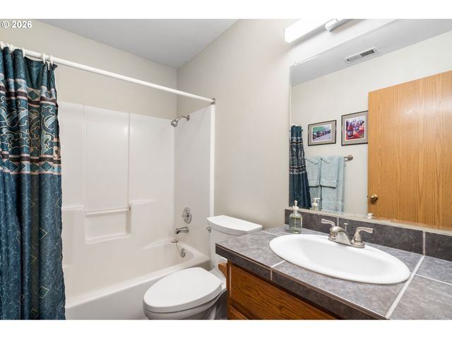 3007 N St, Vancouver, WA 98663
