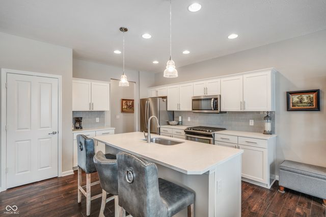 12352 Alberta Street, Fishers, IN 46037