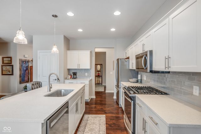 12352 Alberta Street, Fishers, IN 46037