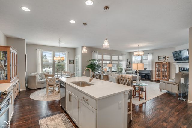 12352 Alberta Street, Fishers, IN 46037