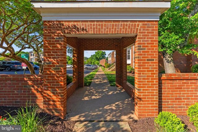 52 LEEDS CT, Warrenton, VA 20186