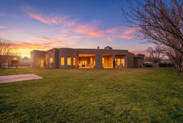 34 Haciendas Del Valle, Peralta, NM 87042