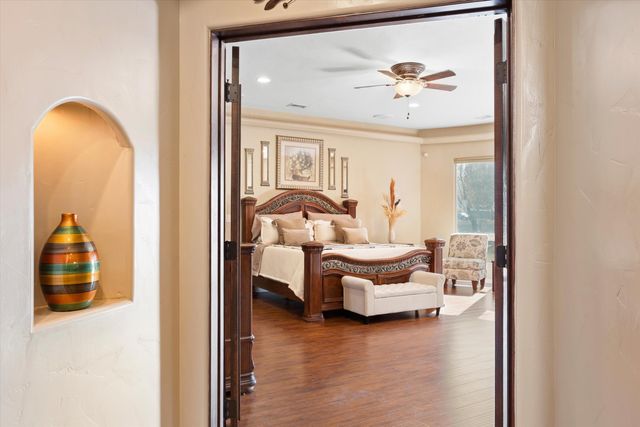 34 Haciendas Del Valle, Peralta, NM 87042