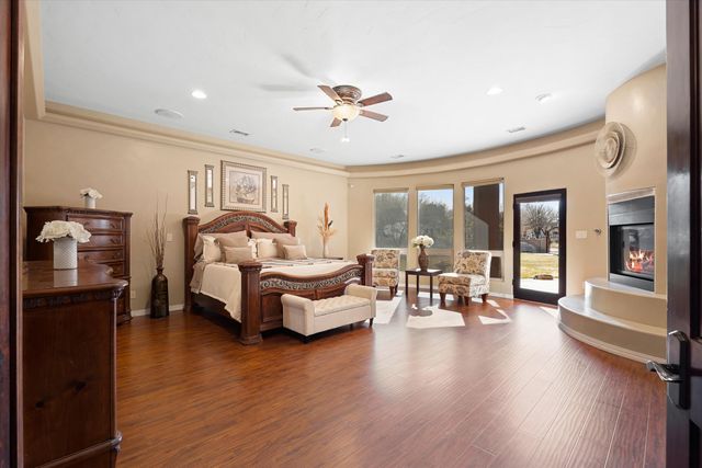 34 Haciendas Del Valle, Peralta, NM 87042