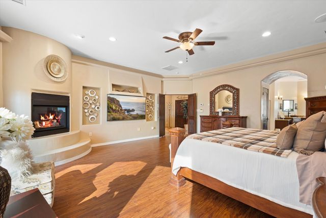 34 Haciendas Del Valle, Peralta, NM 87042