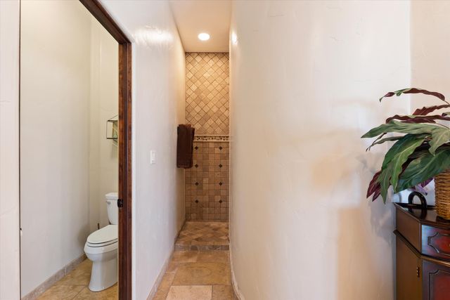 34 Haciendas Del Valle, Peralta, NM 87042