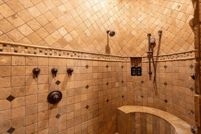 34 Haciendas Del Valle, Peralta, NM 87042