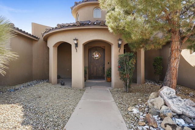 34 Haciendas Del Valle, Peralta, NM 87042