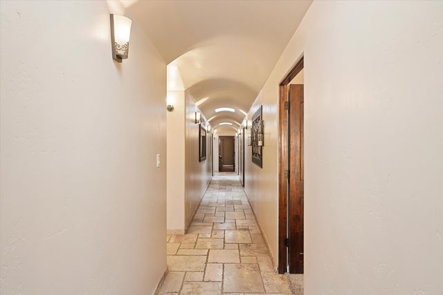 34 Haciendas Del Valle, Peralta, NM 87042