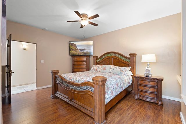 34 Haciendas Del Valle, Peralta, NM 87042