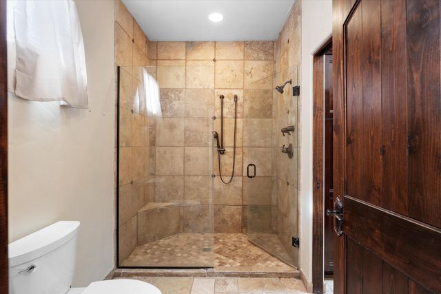 34 Haciendas Del Valle, Peralta, NM 87042