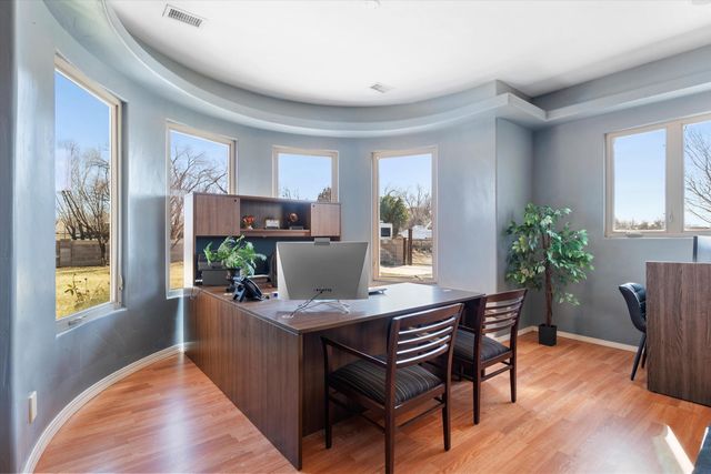 34 Haciendas Del Valle, Peralta, NM 87042