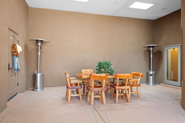 34 Haciendas Del Valle, Peralta, NM 87042