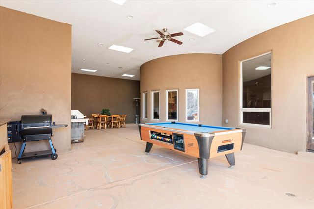 34 Haciendas Del Valle, Peralta, NM 87042