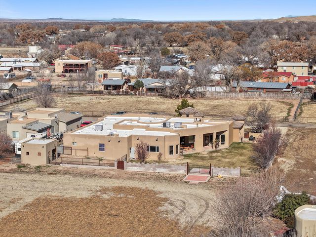 34 Haciendas Del Valle, Peralta, NM 87042