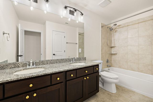 218 Encanto PL, Austin, TX 78737