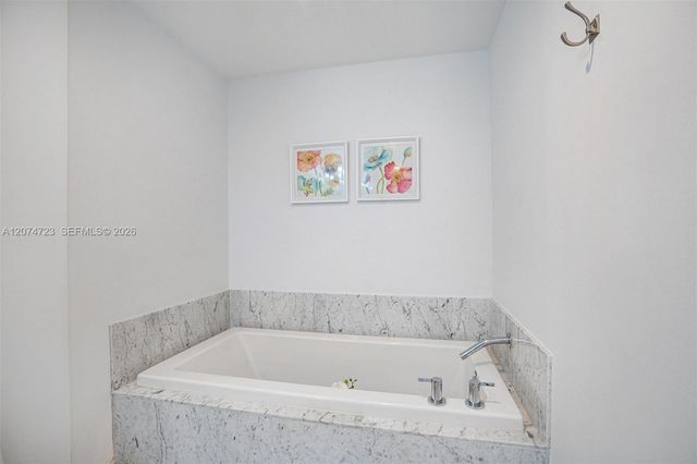 253 NE 2nd Street 3104, Miami, FL 33132