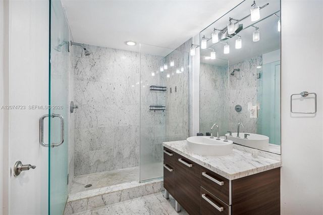 253 NE 2nd Street 3104, Miami, FL 33132