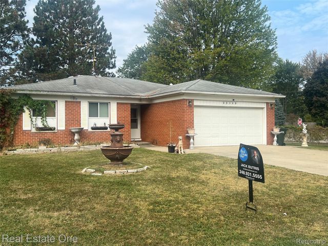 33569 Breckenridge Drive Sw, Sterling Heights, MI 48310