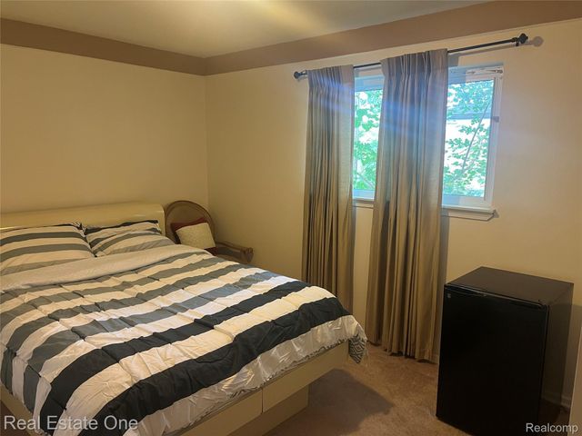 33569 Breckenridge Drive Sw, Sterling Heights, MI 48310